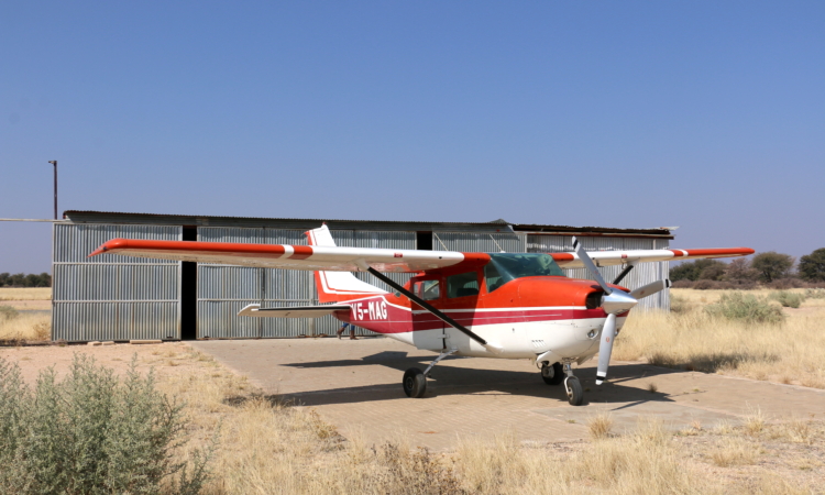 Namutoni Airstrip in Etosha National Park - Fly-In Safari Access & Wildlife Viewing